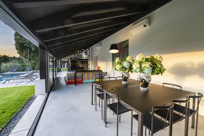8.5 Zimmer Villa in Balerna – Foto 9 von 12