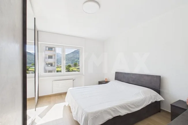 Appartamento di 3 12 locali - completamente ristrutturato – Foto 3 von 14