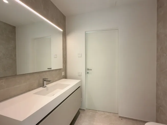 5.5 Zimmer Attikawohnung in Bissone – Foto 15 von 19