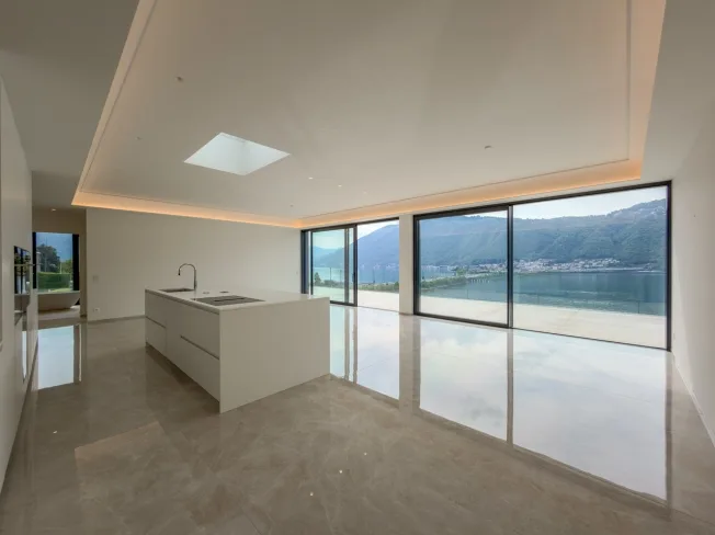 5.5 Zimmer Attikawohnung in Bissone – Foto 4 von 19
