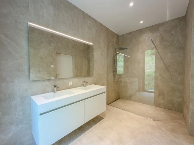 6 Zimmer Wohnung in Bissone – Foto 12 von 16