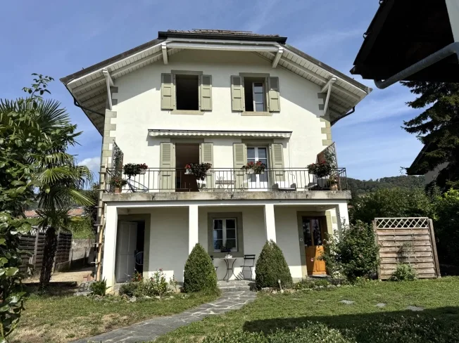 6.5 Zimmer Einfamilienhaus in Mont-sur-Rolle – Foto 2 von 13