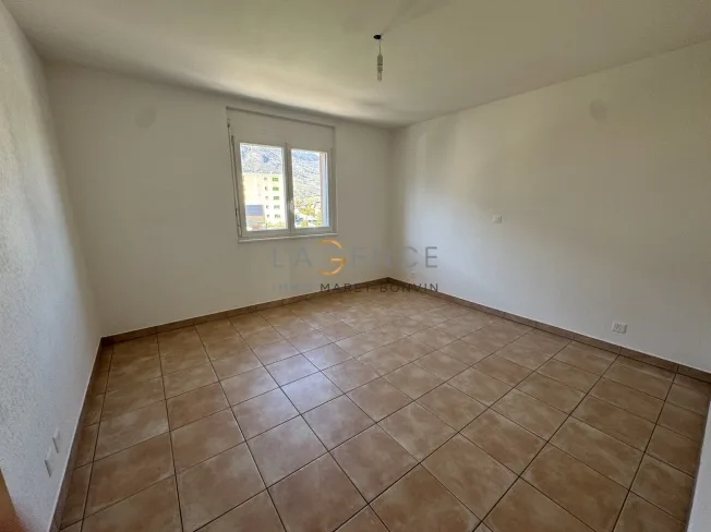 4.5 Zimmer Attikawohnung in Saxon – foto 5 di 9