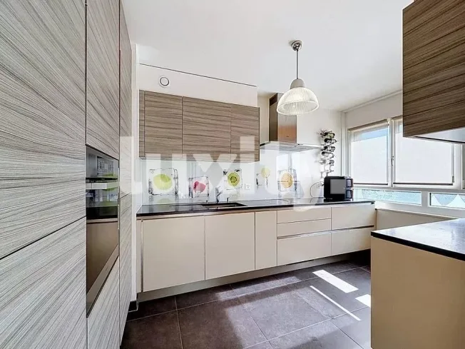 6 Zimmer Wohnung in Onex – photo 3 of 4