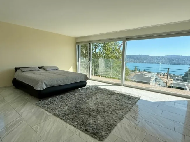 6.5 Zimmer Einfamilienhaus in Rüschlikon – photo 4 sur 13