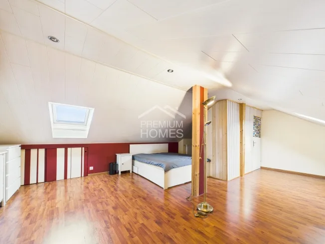 5.5 Zimmer Reihenfamilienhaus in Gisikon – foto 6 di 8