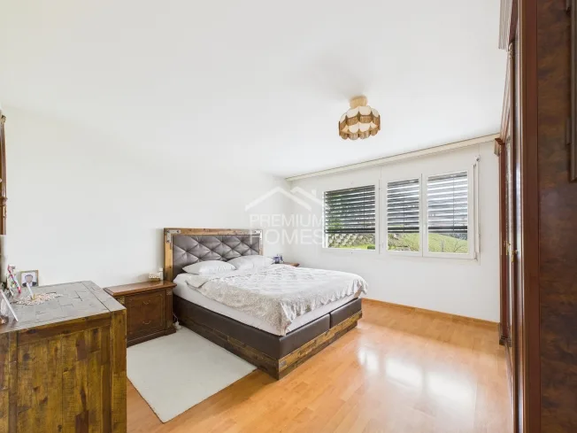 5.5 Zimmer Reihenfamilienhaus in Gisikon – foto 5 di 8