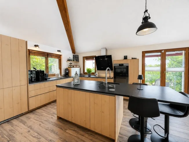 7.5 Zimmer Einfamilienhaus in La Chaux-de-Fonds – foto 5 di 11
