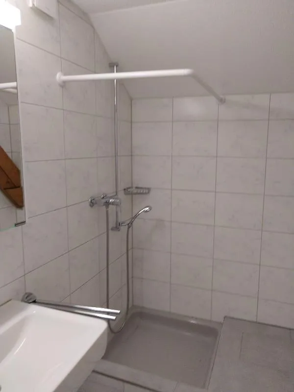 2 Zimmer Dachwohnung, 6280 Hochdorf