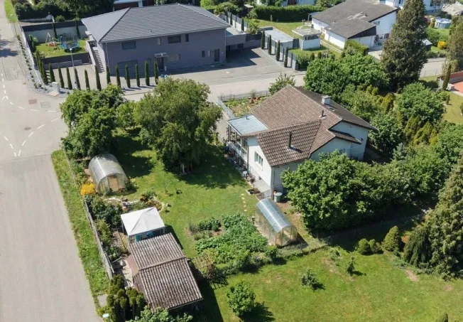 5.5 Zimmer Villa in Corcelles-près-Payerne – Foto 1 von 13