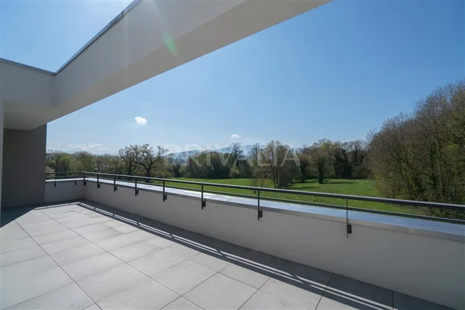 9 Zimmer Wohnung in Chambésy – Foto 13 von 14
