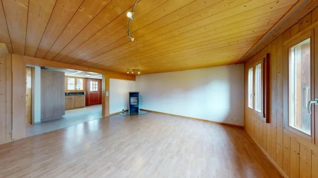 5.5 Zimmer Doppeleinfamilienhaus in Goldswil BE – Foto 8 von 11