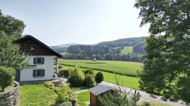 Renovierte Farm im Herzen der Natur, nahe Saint-Martin – Foto 2 von 2