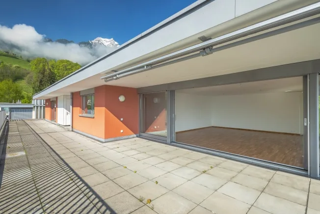 4.5 Zimmer Attikawohnung in Hergiswil NW | UrbanHome