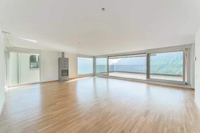 4.5 Zimmer Attikawohnung in Hergiswil NW | UrbanHome