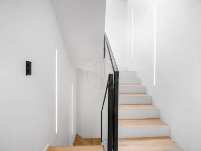 6.5 Zimmer Einfamilienhaus in Rolle – foto 5 di 7