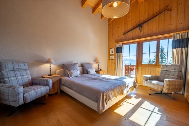 6.5 Zimmer Chalet in Crans-Montana – Foto 7 von 14