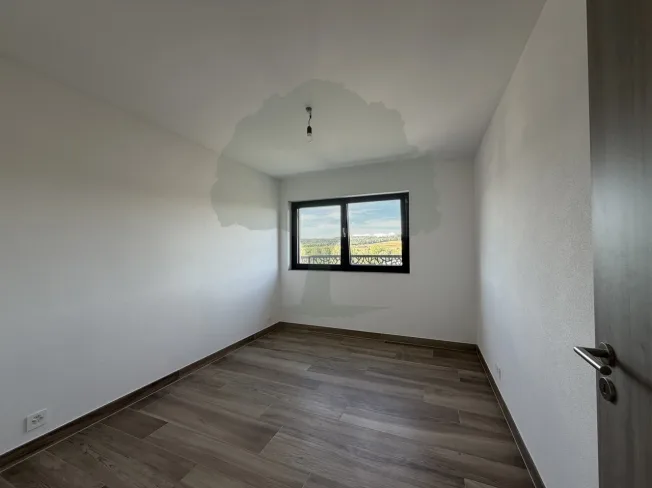 Magnificent 4.5-room apartment with terrace and garden