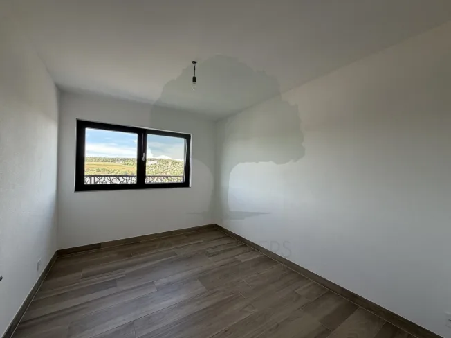 Magnificent 4.5-room apartment with terrace and garden