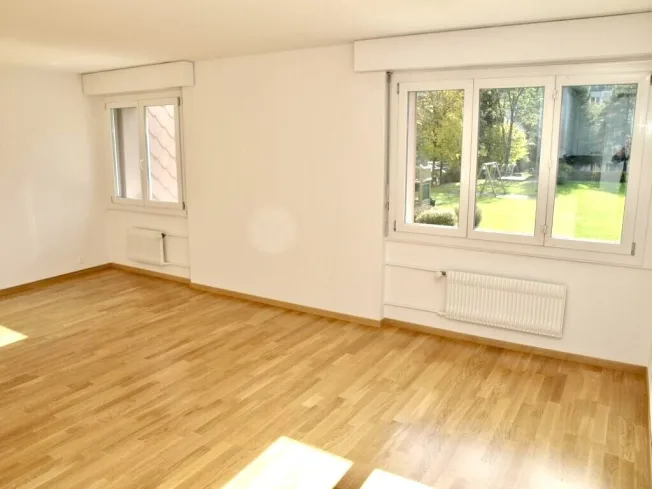 Ruhige 1.5-ZW à 28 m² zuoberst im 3. OG
