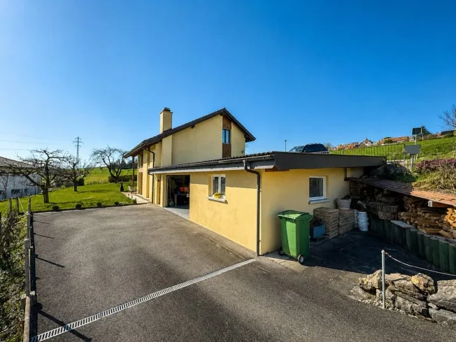Magnifique Villa mit 5.5 Zimmern – Foto 12 von 13