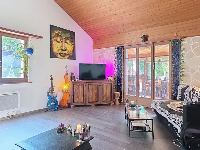 5 Zimmer Einfamilienhaus in Chaumont – photo 2 sur 13