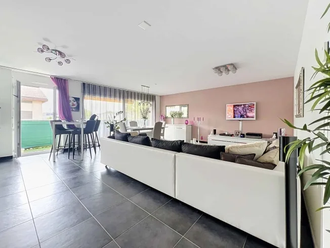 4.5 Zimmer Attikawohnung in St-Prex – Foto 3 von 5