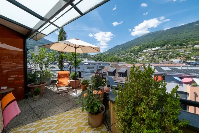 ATTIQUE - PLEIN-CENTRE - CALME ET VUE PANORAMIQUE - EN EXCLUSIVITÉ – photo 16 sur 27