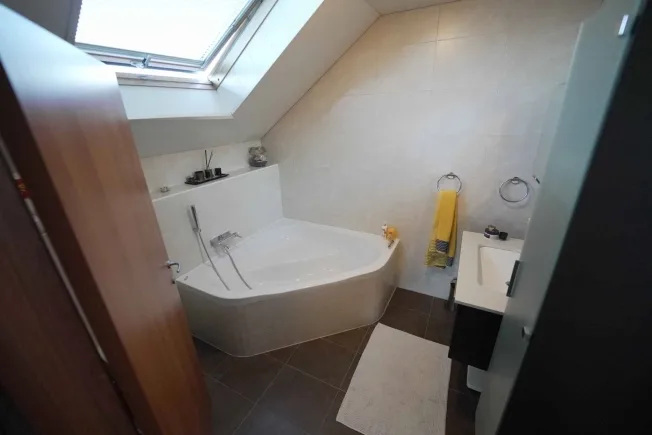 5.5 Zimmer Einfamilienhaus in Grandson – foto 7 di 10