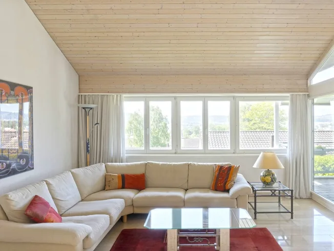 5.5 Zimmer Einfamilienhaus in Unterengstringen – Foto 3 von 6