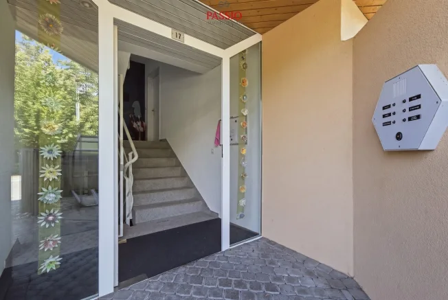 Charmant appartement 3.5 pièces avec balcon et vue sur le Weissenstein – photo 18 sur 20