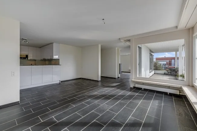 8.5 Zimmer Einfamilienhaus in Binningen – Foto 2 von 19