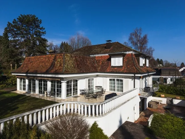6.5 Zimmer Villa in Binningen – Foto 5 von 8