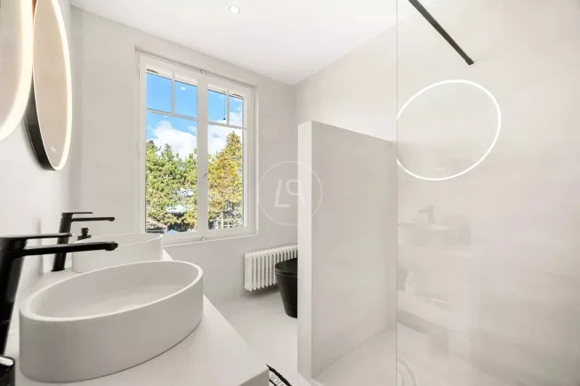 10 Zimmer Einfamilienhaus in Nyon – foto 17 di 20