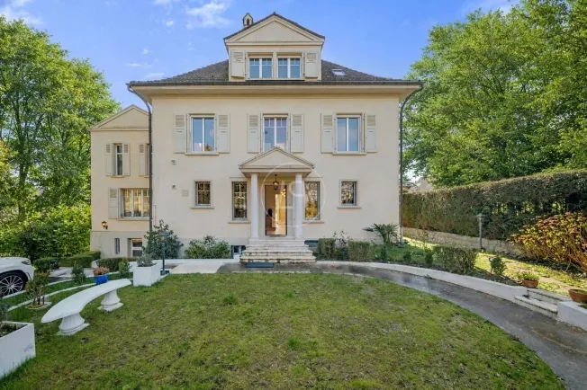 10 Zimmer Einfamilienhaus in Nyon – foto 4 di 20