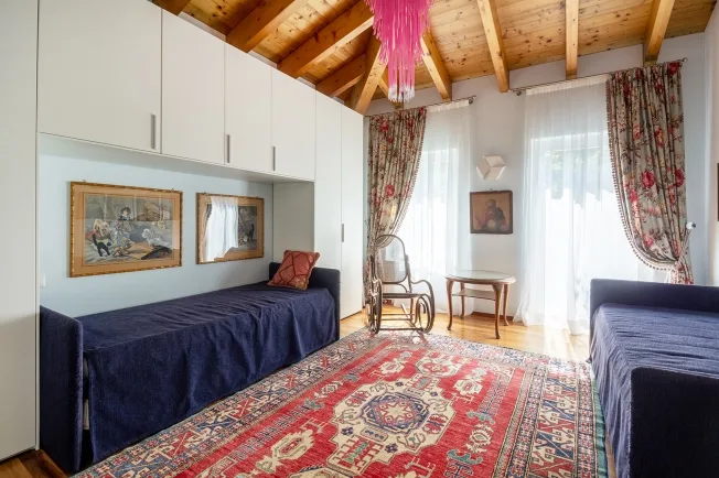 5.5 Zimmer Einfamilienhaus in Villa Luganese – Foto 7 von 11