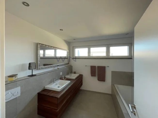 5.5 Zimmer Einfamilienhaus in Schönholzerswilen – photo 11 sur 12