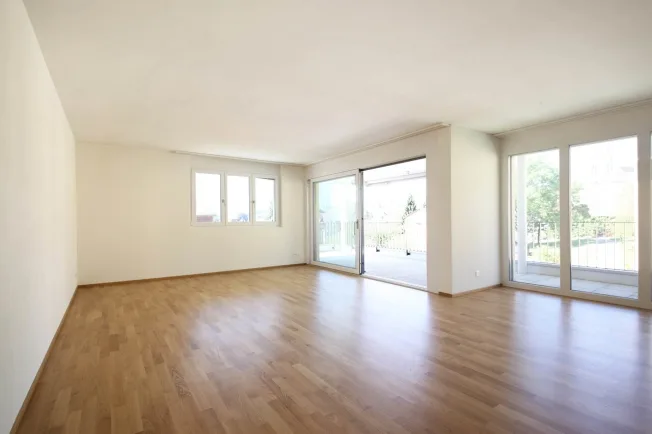 4.5 Zimmer Wohnung, 8856 Tuggen