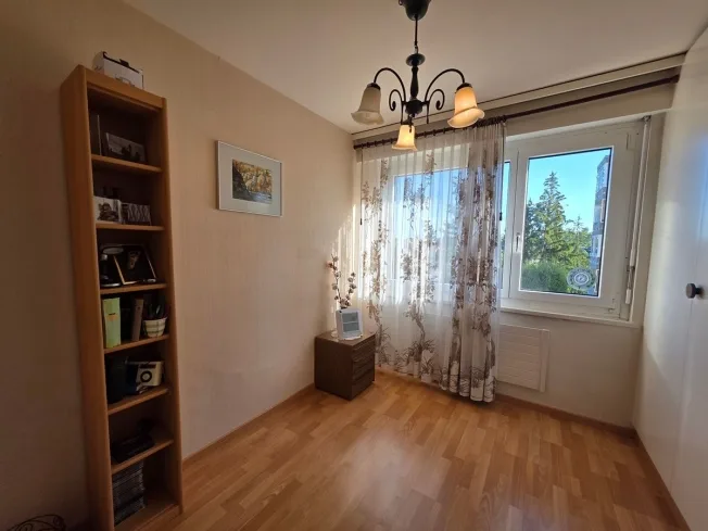 4.5 Zimmer Wohnung in La Chaux-de-Fonds – foto 6 di 10
