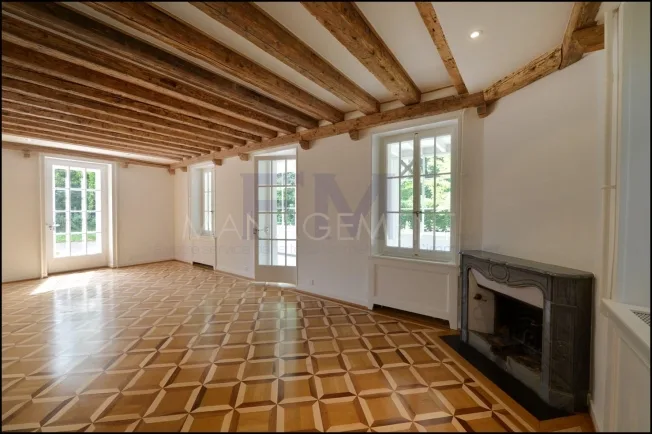 10 Zimmer Reihenfamilienhaus in Conches – Foto 2 von 13