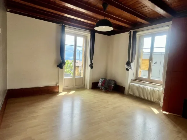 9.5 Zimmer Einfamilienhaus in Neuchâtel – Foto 5 von 8