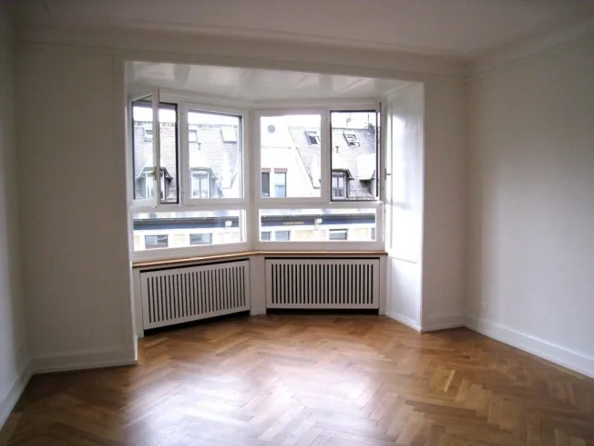 6 Zimmer Wohnung in Zürich – Foto 4 von 6