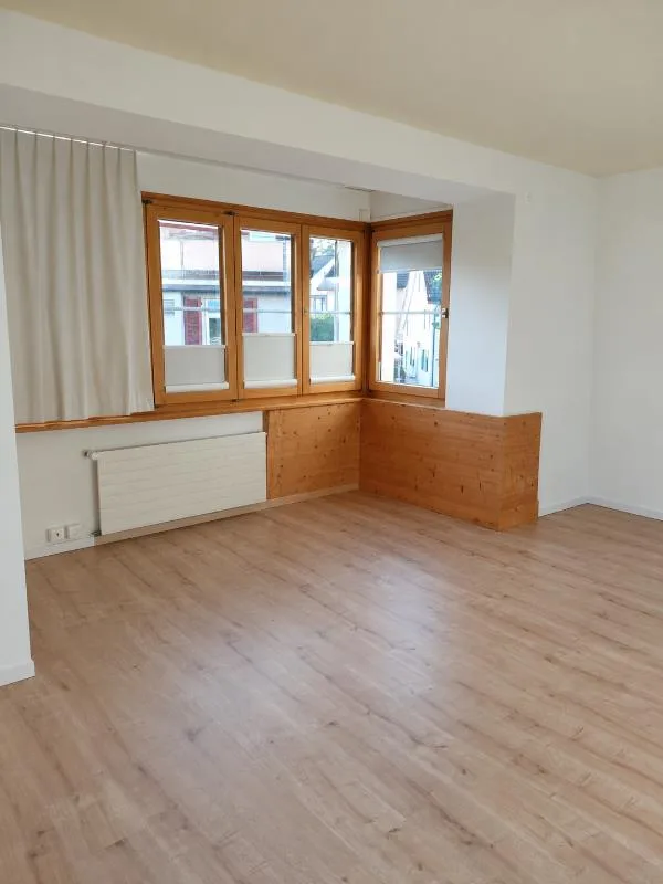 Rüti: 4-room apartment with wonderful views – photo 4 of 9