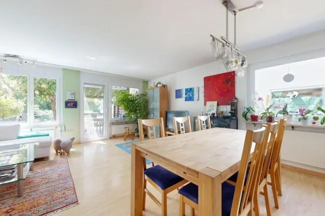 5.5 Zimmer Einfamilienhaus in Lausen – Foto 2 von 20