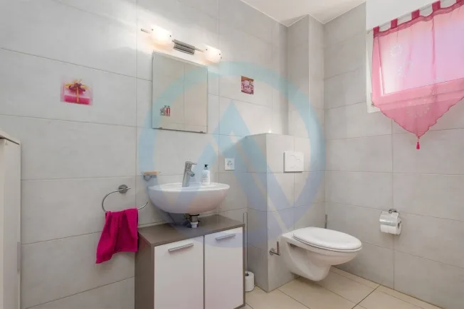 5.5 Zimmer Einfamilienhaus in Ollon – Foto 4 von 13