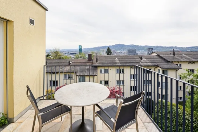 4.5 Zimmer Attikawohnung in Zürich – Foto 5 von 13