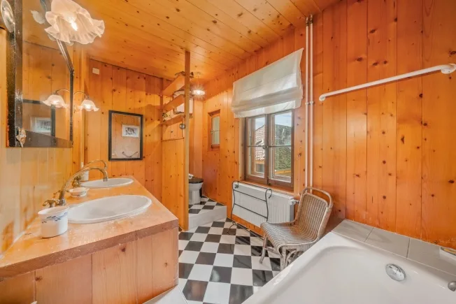 8 Zimmer Einfamilienhaus in Essertines-sur-Rolle – foto 8 di 18