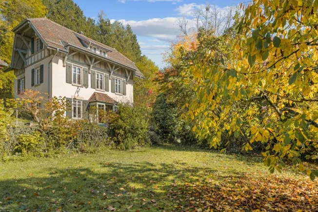 6 Zimmer Einfamilienhaus in Essertines-sur-Rolle – foto 12 di 12