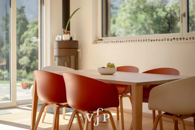 4.5 Zimmer Einfamilienhaus in Chemin – Foto 7 von 13