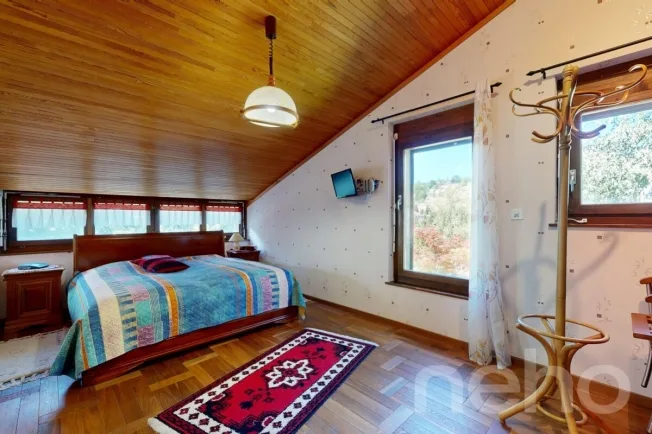 6 Zimmer Einfamilienhaus in Le Locle – photo 9 sur 12
